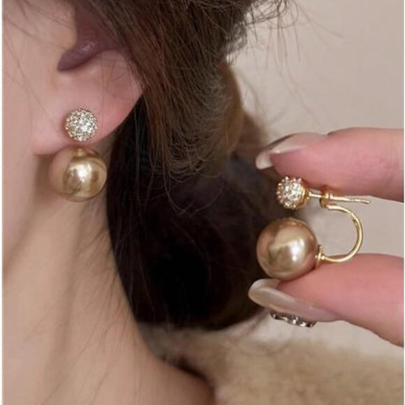 Elegant Champagne Pearl & Rhinestone Stud Earrings - Picture 1 of 5